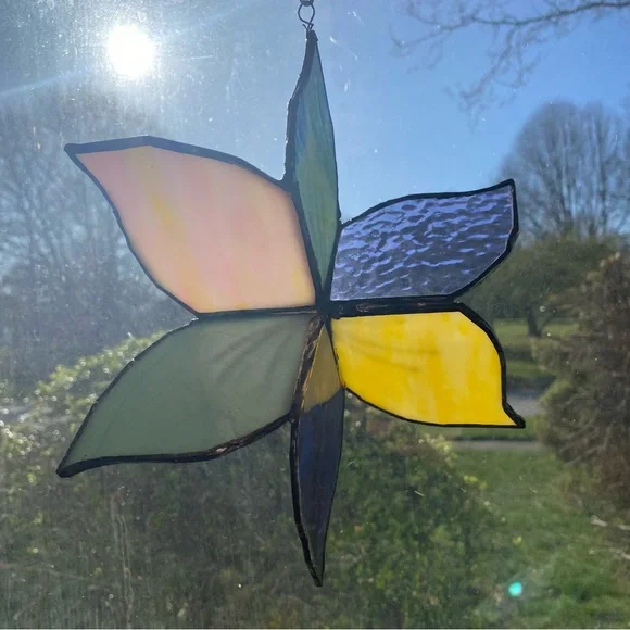 Stained Glass Flower Sun Catcher - Picture 1 of 9